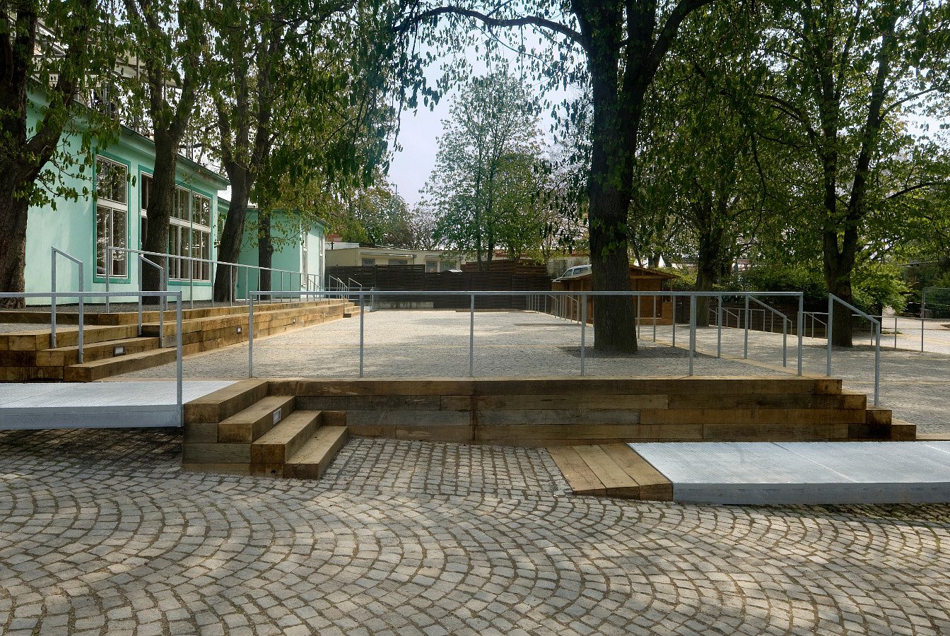 TERASA
V ZOO PRAHA – obrázek č. 6